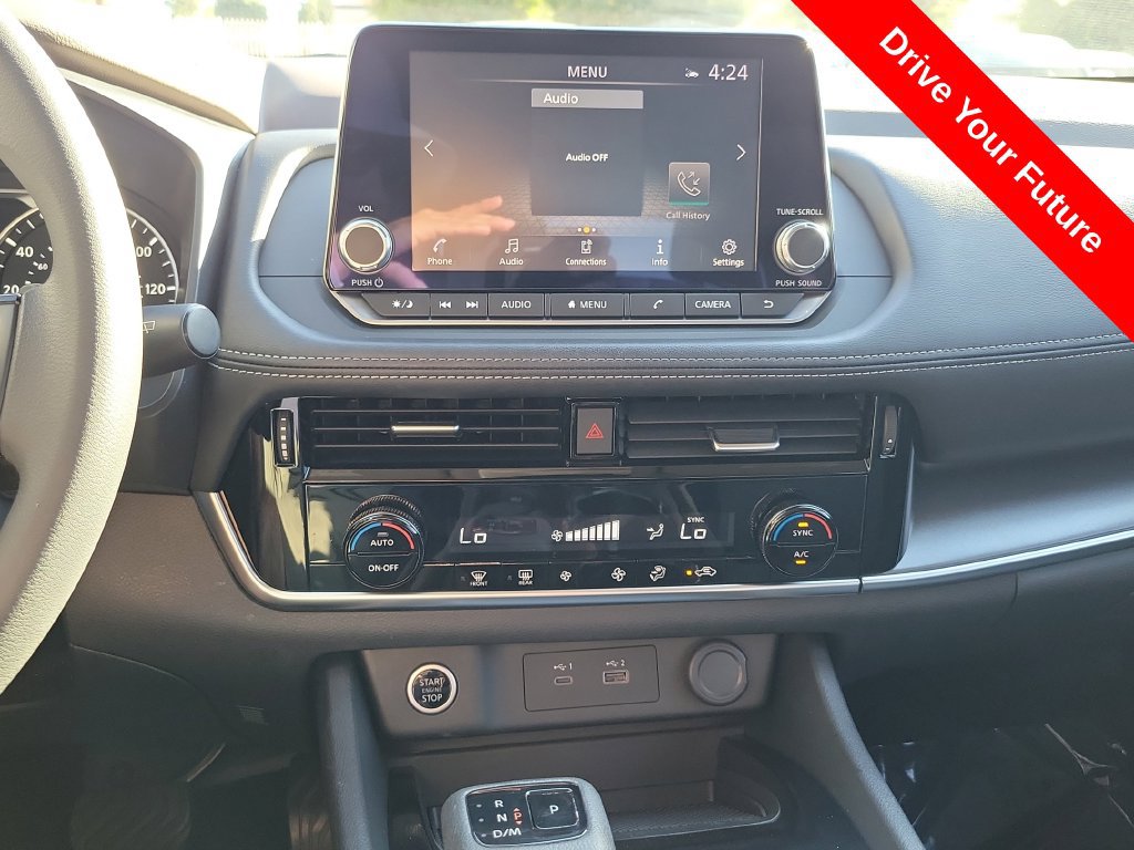 Used 2021 Nissan Rogue SV FWD image 13
