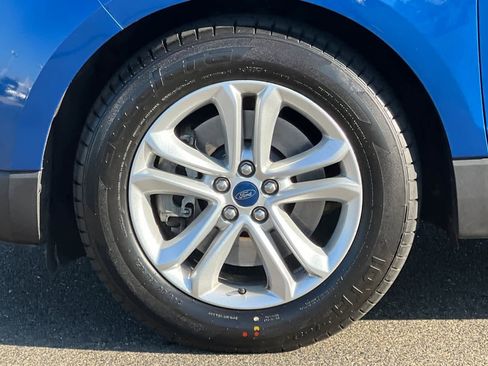 Used 2020 Ford Edge SEL image 28