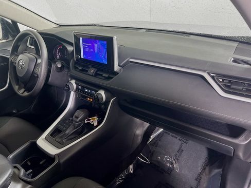 Certified 2025 Toyota RAV4 XLE AWD/4WD image 25