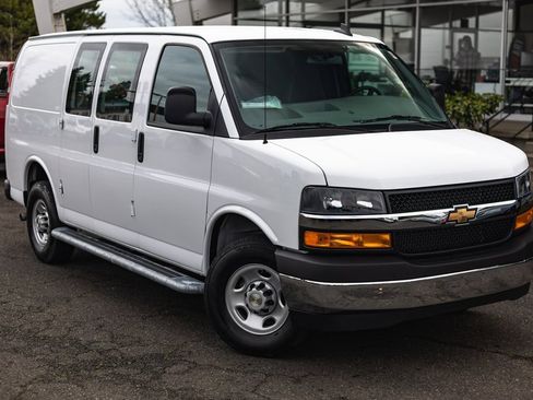 Used 2024 Chevrolet Express 2500 w/ Driver Convenience Package image 2