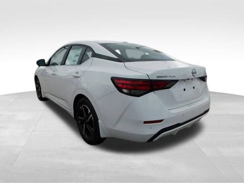 Used 2025 Nissan Sentra SV w/ All-Weather Package image 7