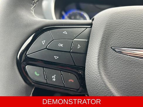 New 2026 Chrysler Pacifica Limited w/ S Appearance Package image 19