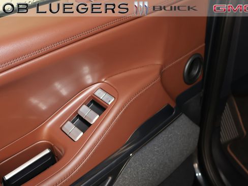 Used 2026 Lincoln Navigator Reserve AWD/4WD image 8
