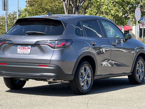 New 2026 Honda HR-V LX image 4