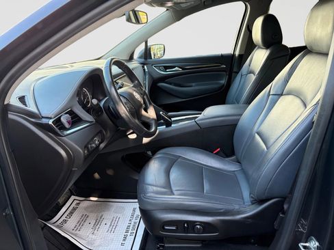 Used 2021 Buick Enclave Essence w/ Sound and Sites Package image 12