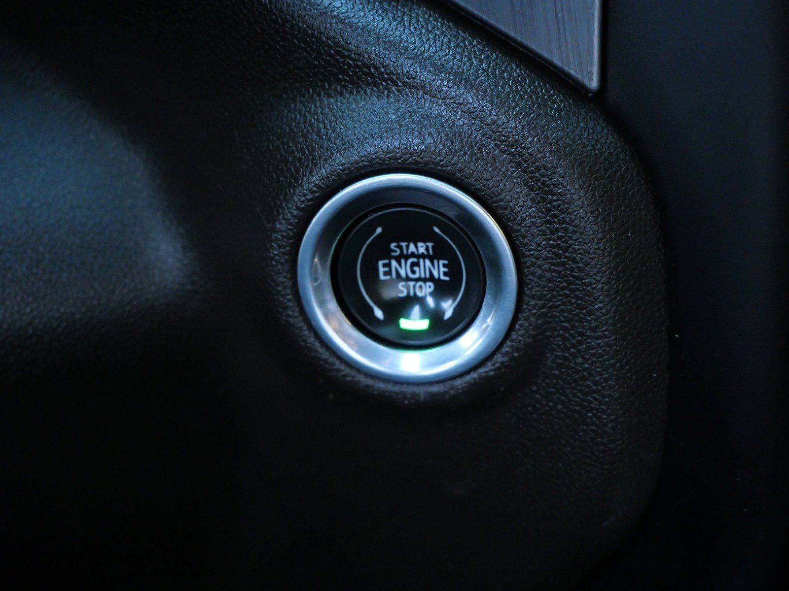 Used 2020 GMC Sierra 2500 Denali AWD/4WD image 26