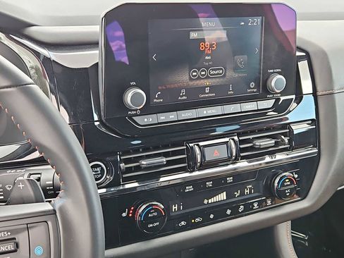 Used 2024 Nissan Pathfinder Rock Creek image 28