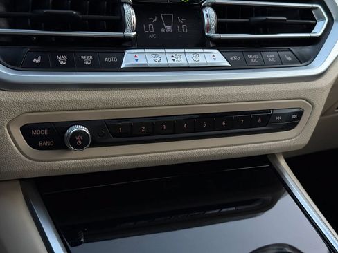 Used 2019 BMW 330i Sedan w/ Convenience Package RWD image 36