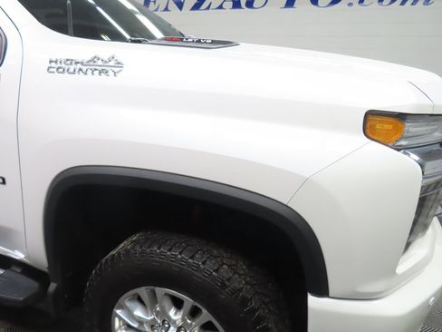 Used 2020 Chevrolet Silverado 3500 High Country w/ LPO, Dark Essentials Package AWD/4WD image 31