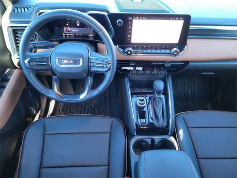 Used 2023 GMC Canyon AT4 w/ AT4 Premium Package image 28