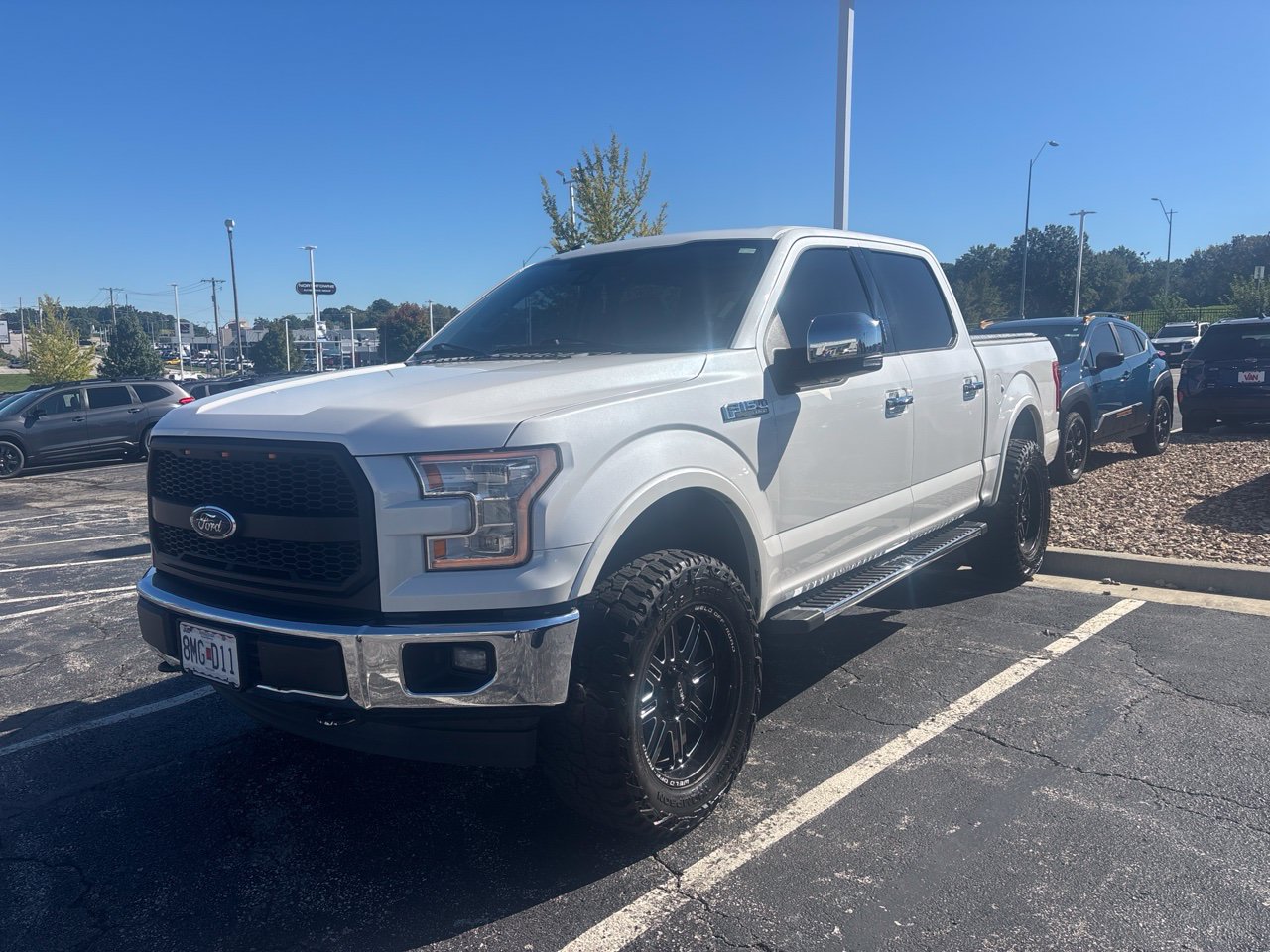 Used 2017 Ford F150 Lariat w/ Equipment Group 502A Luxury AWD/4WD image 2