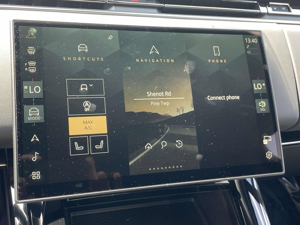 New 2026 Land Rover Range Rover Sport Dynamic SE AWD/4WD image 23