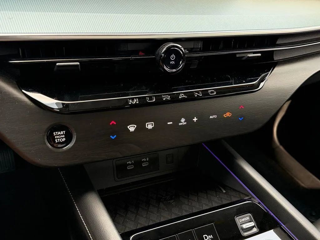 Used 2025 Nissan Murano SL AWD/4WD image 12