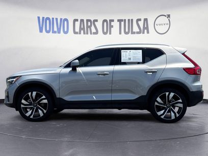New 2025 Volvo XC40 B5 Plus w/ Protection Package Premier