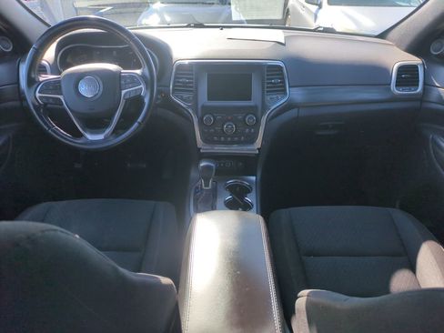 Used 2021 Jeep Grand Cherokee Laredo image 15