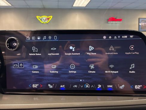 New 2026 Chevrolet Traverse LT w/ LPO, Floor Liner Package FWD image 32