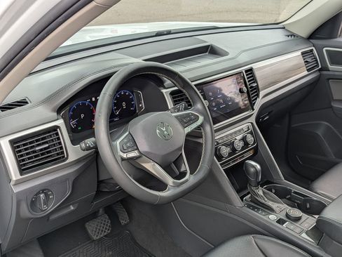 Used 2021 Volkswagen Atlas SEL AWD/4WD image 12