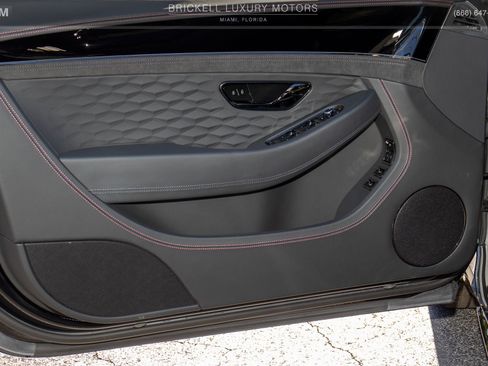 Used 2025 Bentley Continental GT Speed image 16