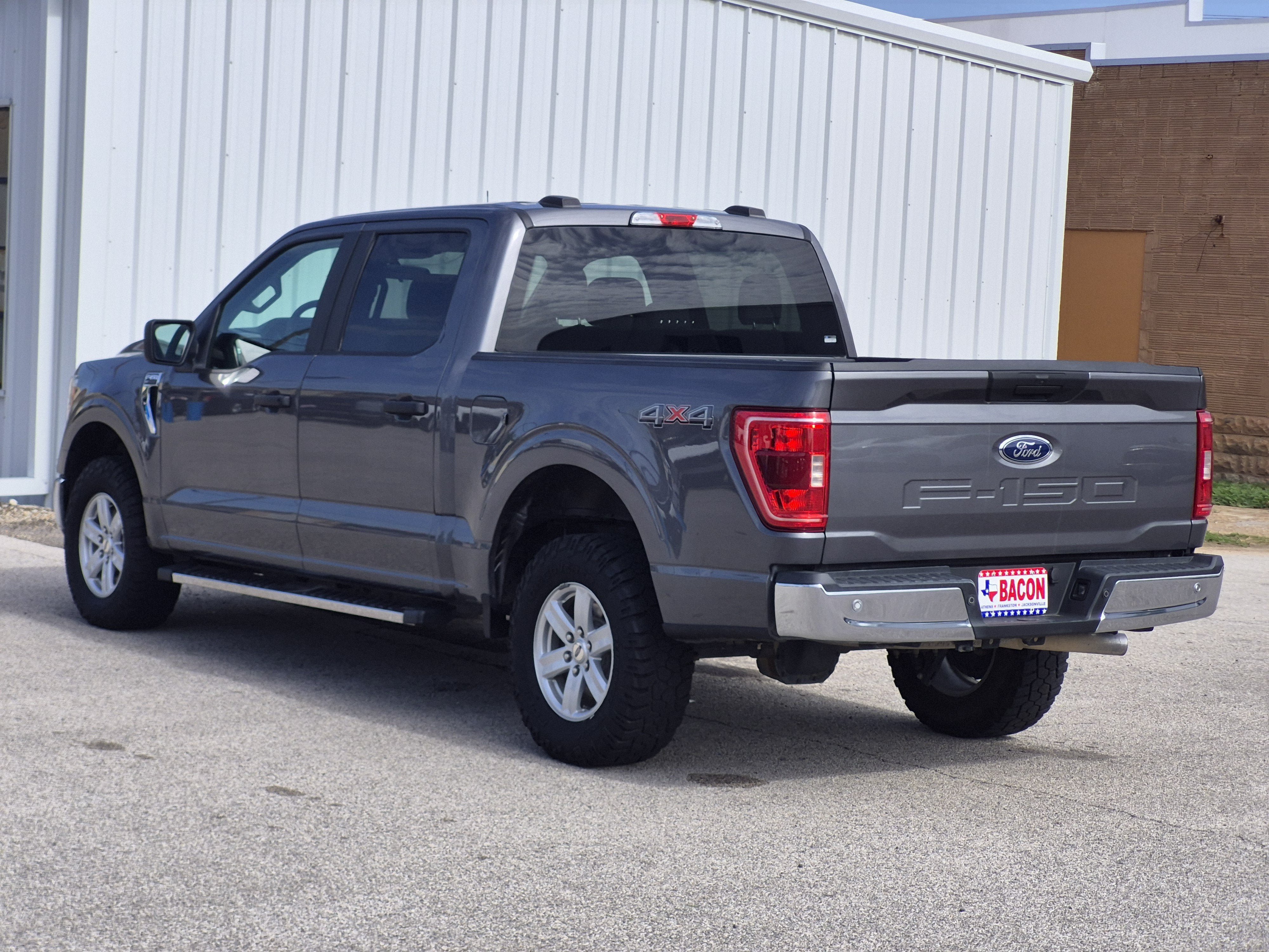 Used 2022 Ford F150 XLT AWD/4WD image 4