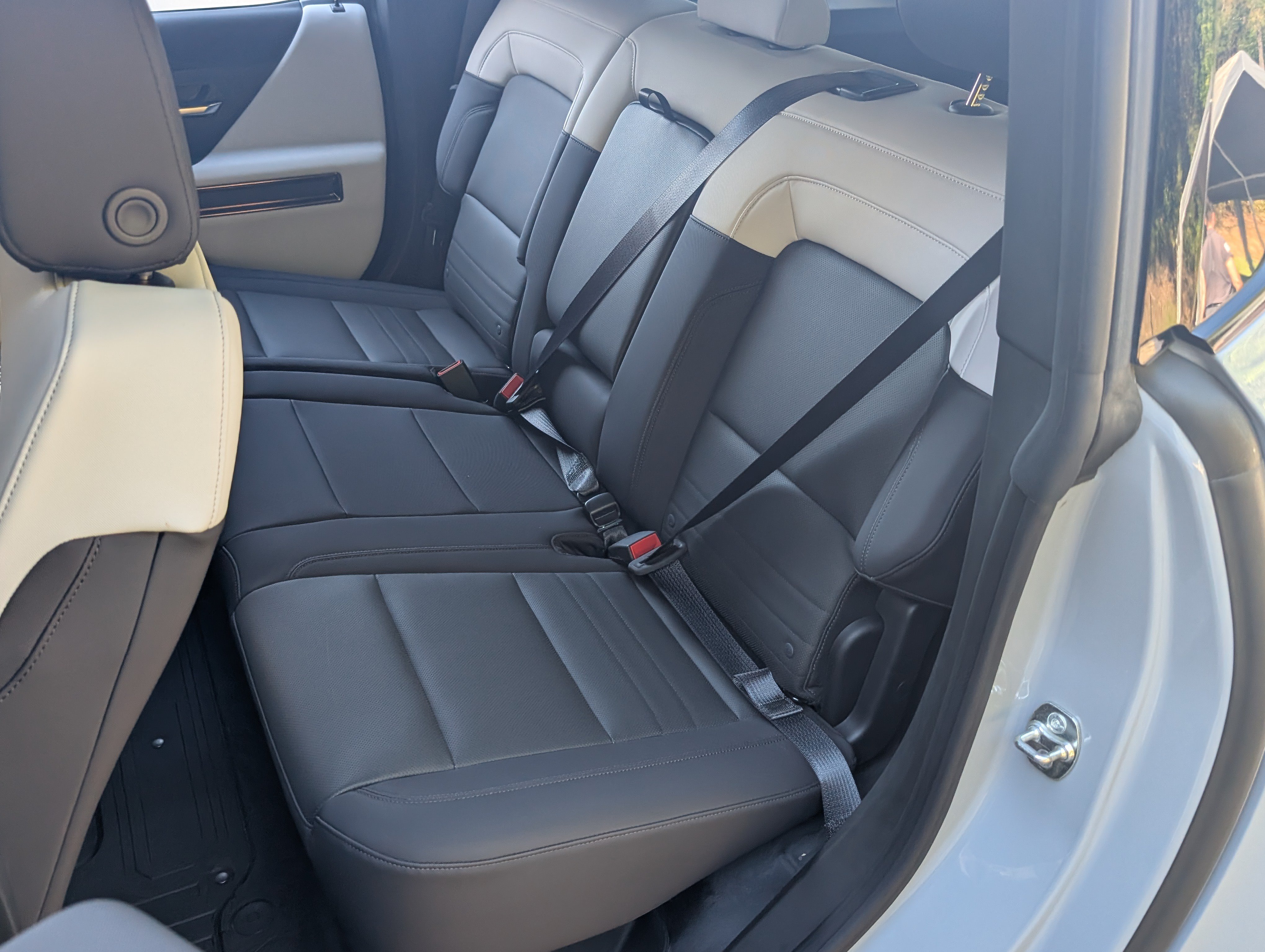 Used 2025 GMC Hummer EV 2X AWD/4WD image 18