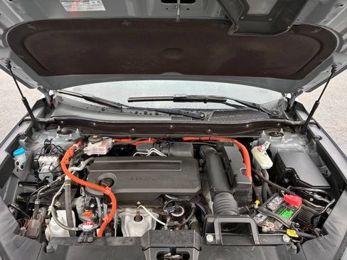 Used 2024 Honda CR-V Sport Touring image 9