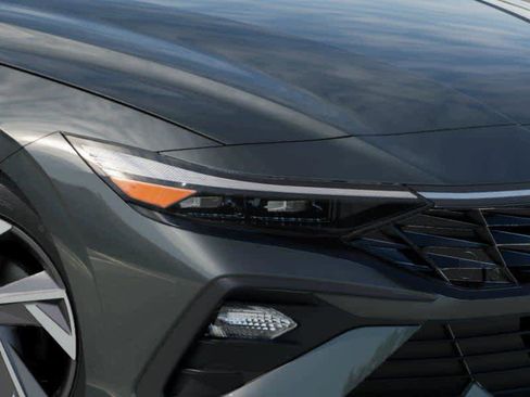 New 2025 Hyundai Elantra Sport image 9