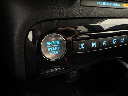 Used 2024 Ford Escape Platinum AWD/4WD image 32