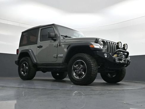 Used 2020 Jeep Wrangler Sport AWD/4WD image 30
