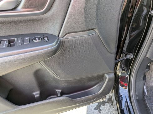 Used 2019 Honda CR-V EX image 13