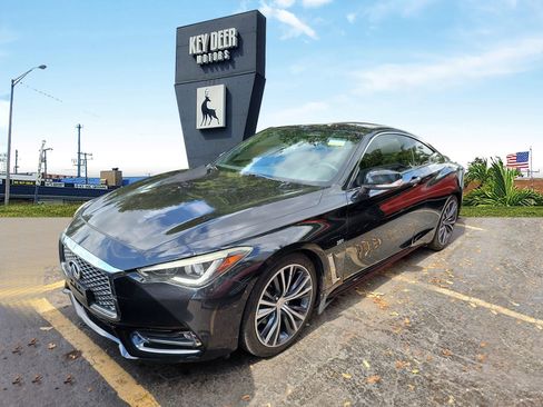 Used 2019 INFINITI Q60 3.0t Luxe w/ Cargo Package image 1