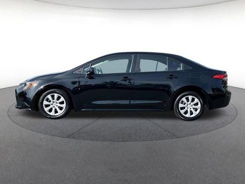 Used 2024 Toyota Corolla LE FWD image 2