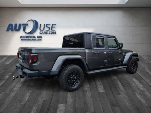 Used 2022 Jeep Gladiator Sport AWD/4WD image 6