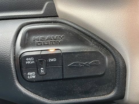 Used 2020 RAM 3500 Laramie image 30