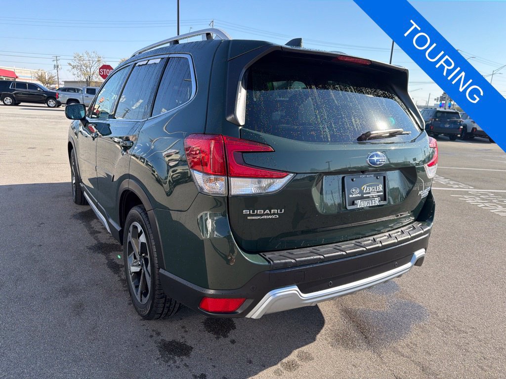 Used 2023 Subaru Forester Touring AWD/4WD image 4
