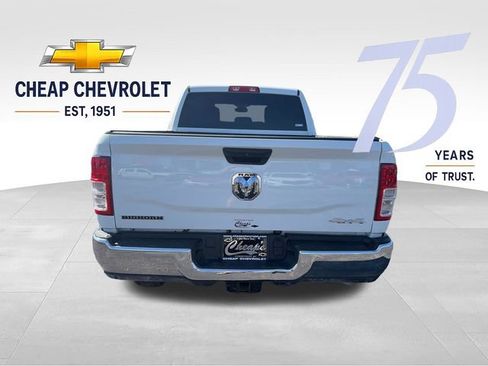 Used 2024 RAM 2500 Big Horn w/ Off Road Package AWD/4WD image 4