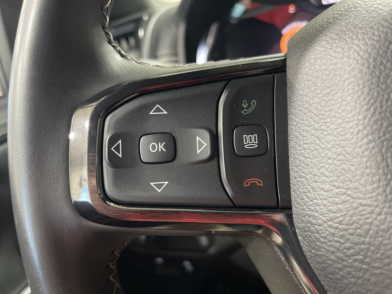 Used 2023 RAM 1500 Limited AWD/4WD image 31