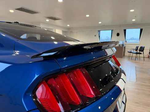 Used 2017 Ford Mustang Shelby GT350 w/ Electronics Package image 7
