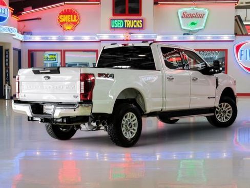 Used 2021 Ford F250 XLT w/ XLT Premium Package AWD/4WD image 3