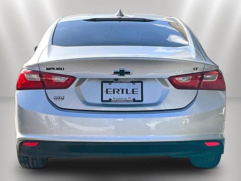 Used 2016 Chevrolet Malibu LT image 6