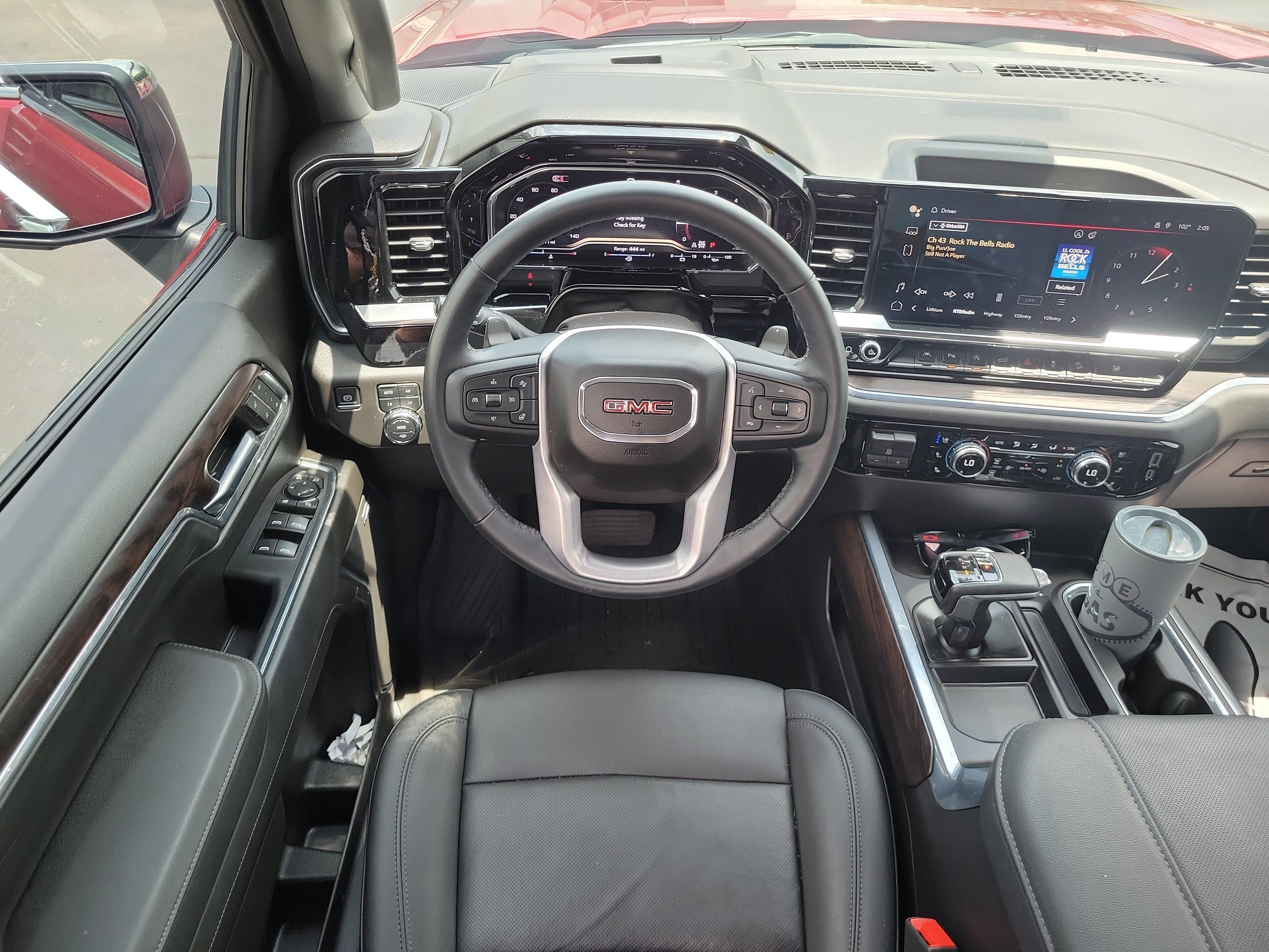 Used 2024 GMC Sierra 1500 SLT w/ SLT Premium Plus Package AWD/4WD image 9