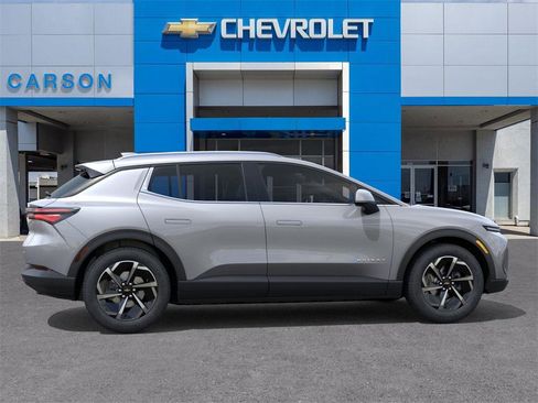 New 2026 Chevrolet Equinox EV LT image 5