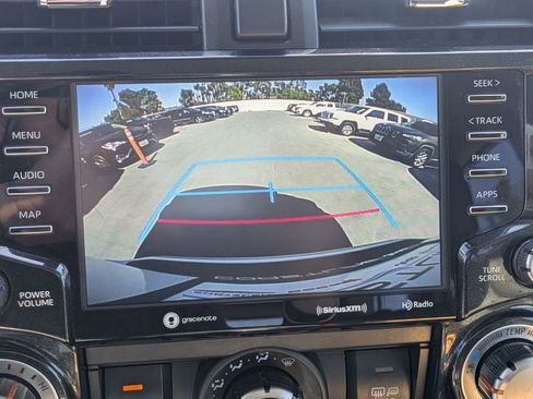 Used 2020 Toyota 4Runner TRD Off-Road Premium image 21