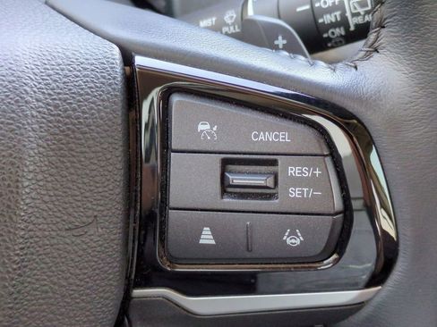 Used 2025 Honda Odyssey Touring image 28