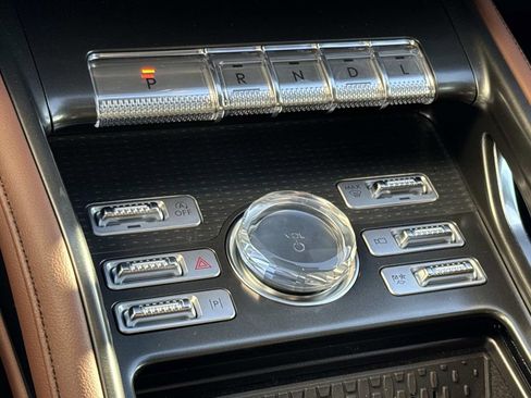 New 2026 Lincoln Nautilus Reserve image 32