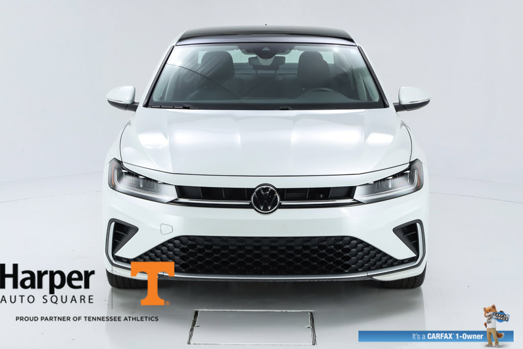 Used 2025 Volkswagen Jetta SEL FWD image 16