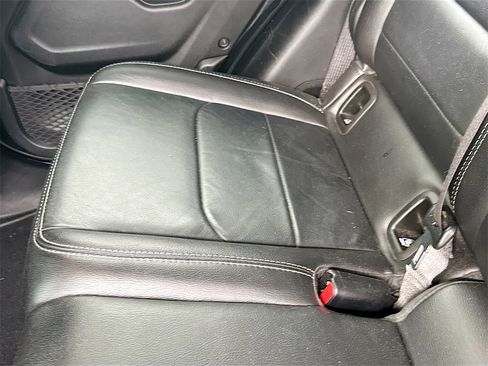 Used 2021 Jeep Gladiator Overland w/ Popular Equipment Package image 28