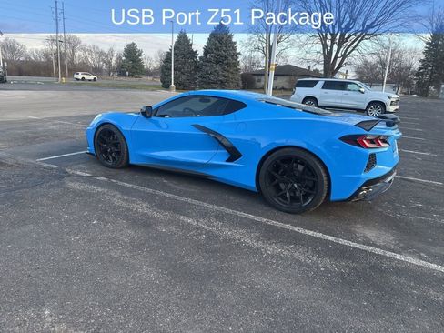 Used 2023 Chevrolet Corvette Stingray Coupe w/ Z51 Performance Package image 7