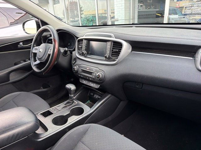 Used 2020 Kia Sorento S AWD/4WD image 16