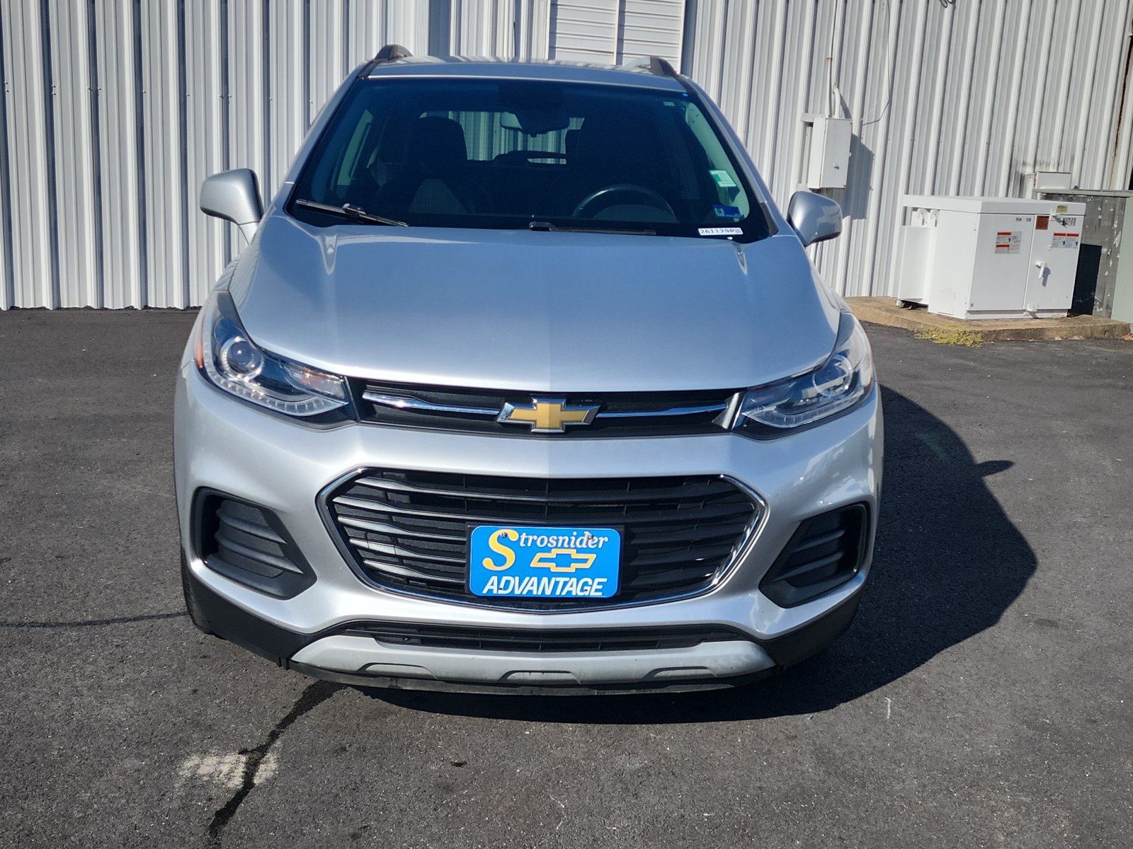 Used 2019 Chevrolet Trax LT w/ LT Convenience Package FWD image 8