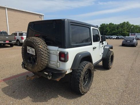Used 2022 Jeep Wrangler Sport AWD/4WD image 13